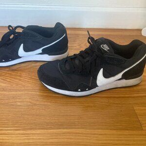 Nike Venture Runner CK2948-001